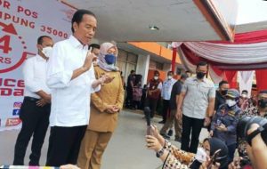 Usai Bagikan BLT di Lampung, Jokowi Naikkan Harga BBM