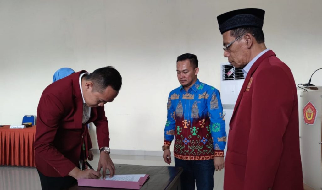 Gantikan Topan, Ahadi Fajrin Resmi Dilantik Jadi Dekan FH UTB