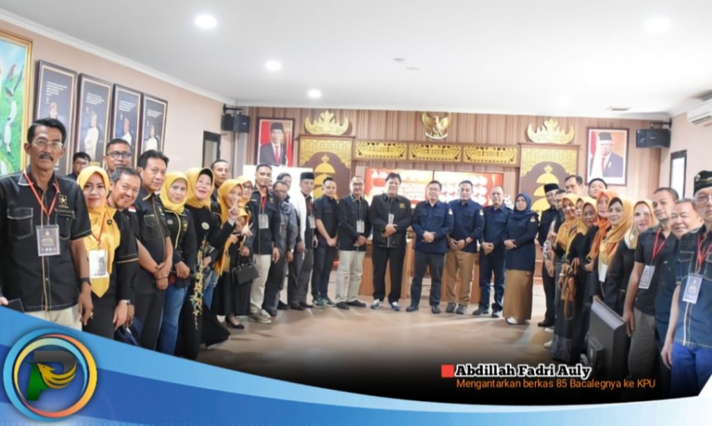 Serahkan Berkas Bacaleg ke KPU, Partai Umat Siap Lawan Kezaliman