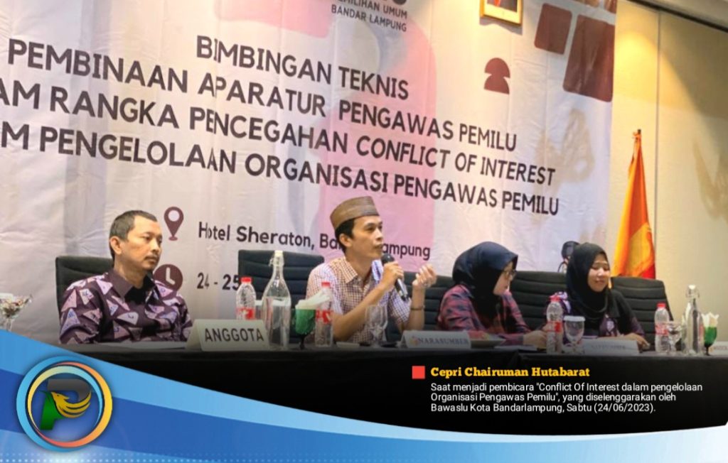 Politik Kepentingan, Antara Dikotomi Ruang Privat dan Ruang Publik