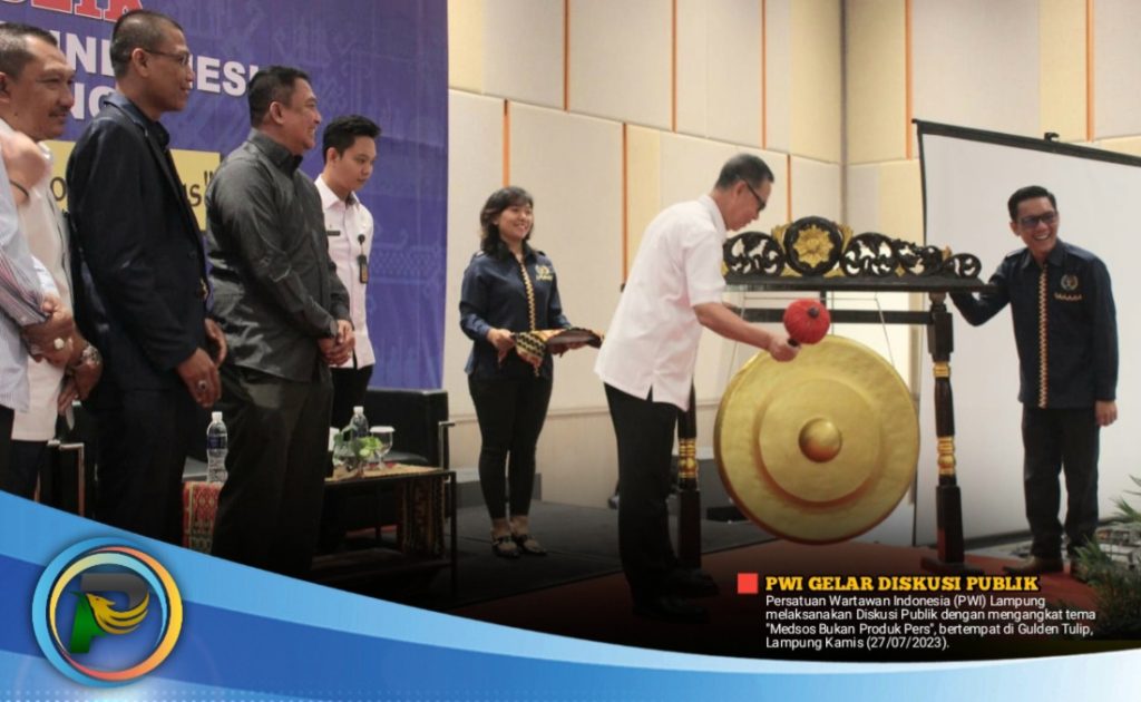 Medsos Vs Produk Pers dan Noise Dalam Pembangunan