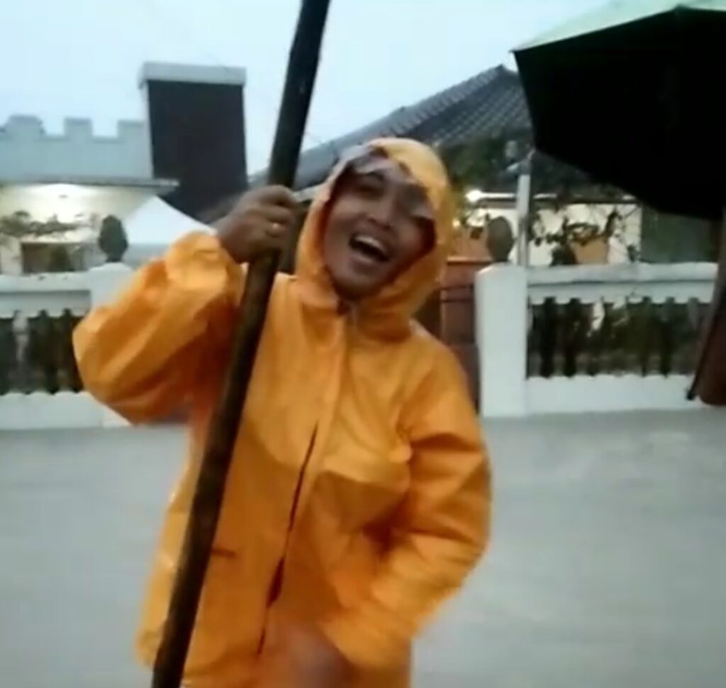 Banjir di Jalan Badak, Drainase Buruk Jadi Penyebab