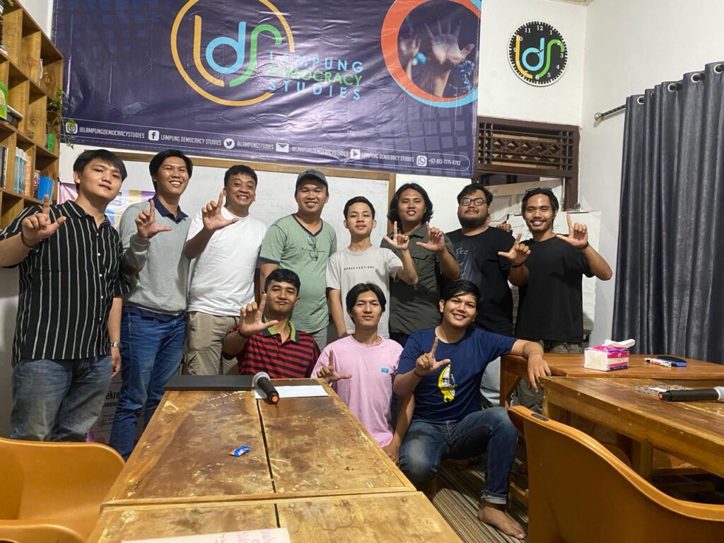 Kembali Gelar DS Batch II, LDS Kupas Demokrasi dan Problem Ekologi