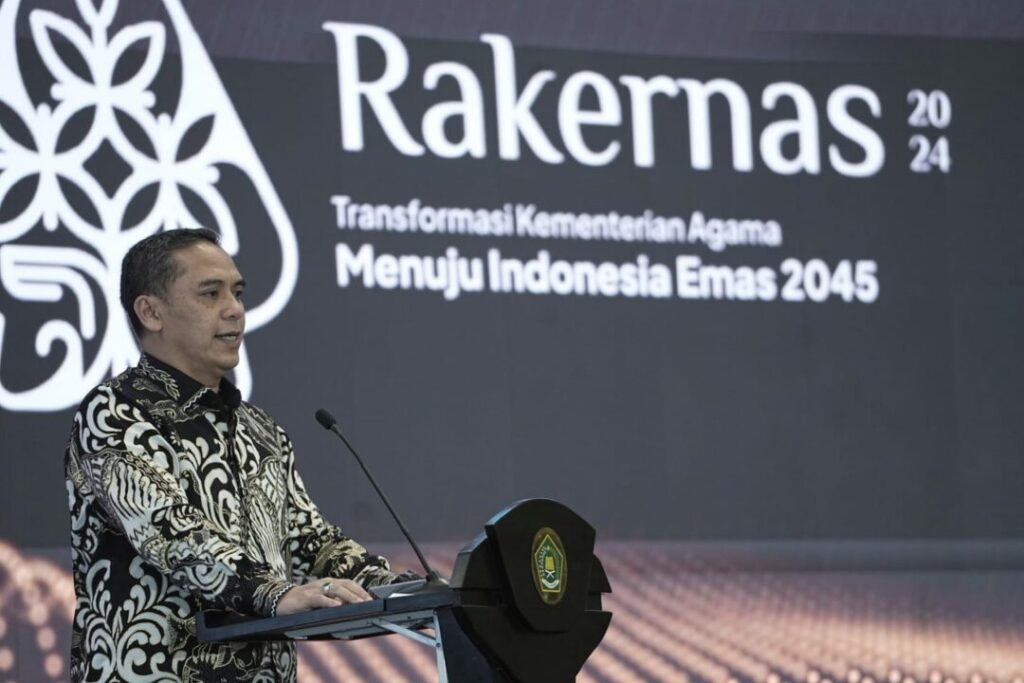 Wamenag Minta ASN Kemenag Mengayomi Umat Beragama Tanpa Diskriminasi