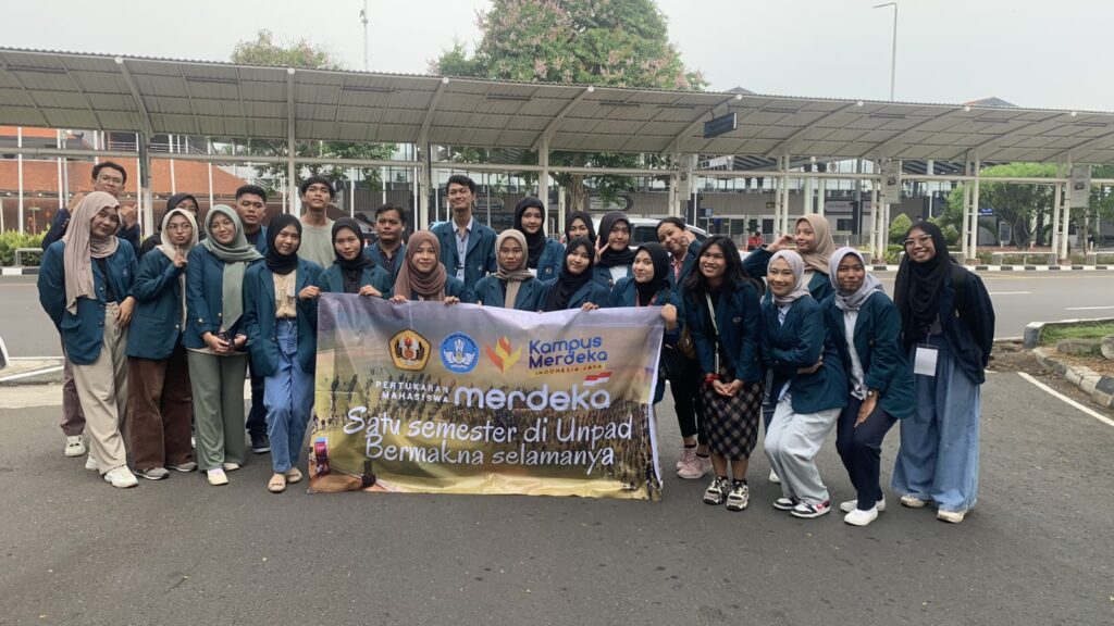 Mahasiswa Unila Ikuti PMM di UnPad