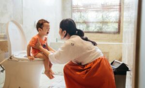 Tips Potty Training Anak Usia 2 Tahun
