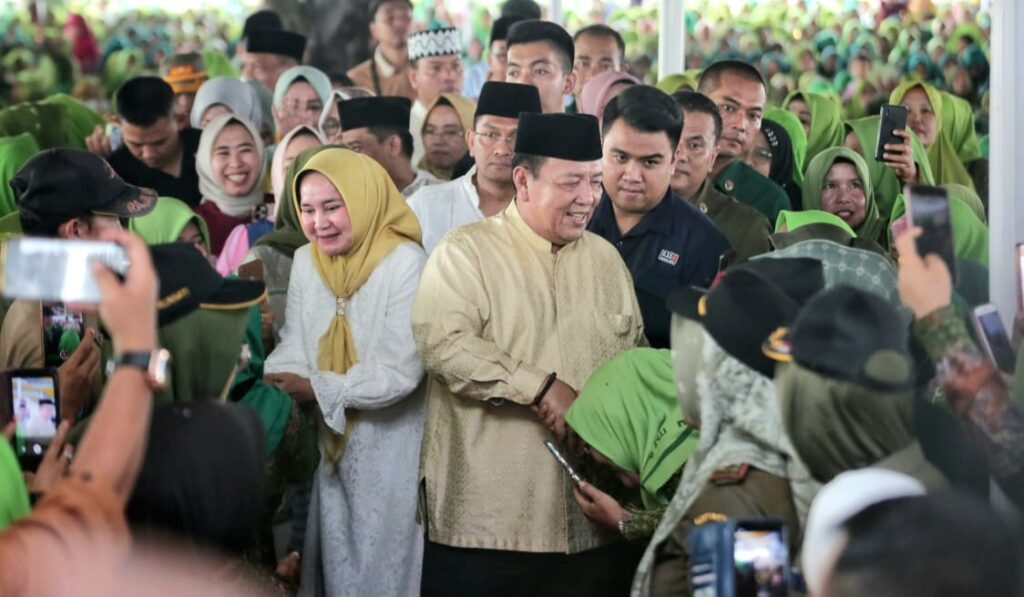 Pengajian Akbar di Lampura: Sentuhan Kebaikan Gubernur Arinal dan Ibu Riana