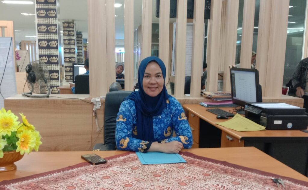 Disnakerkop dan UKM Lampura Tingkatkan Skil Warga
