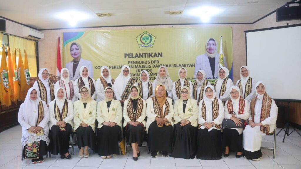 Korps Perempuan Majelis Dakwah Islamiyah Lampung Dikukuhkan