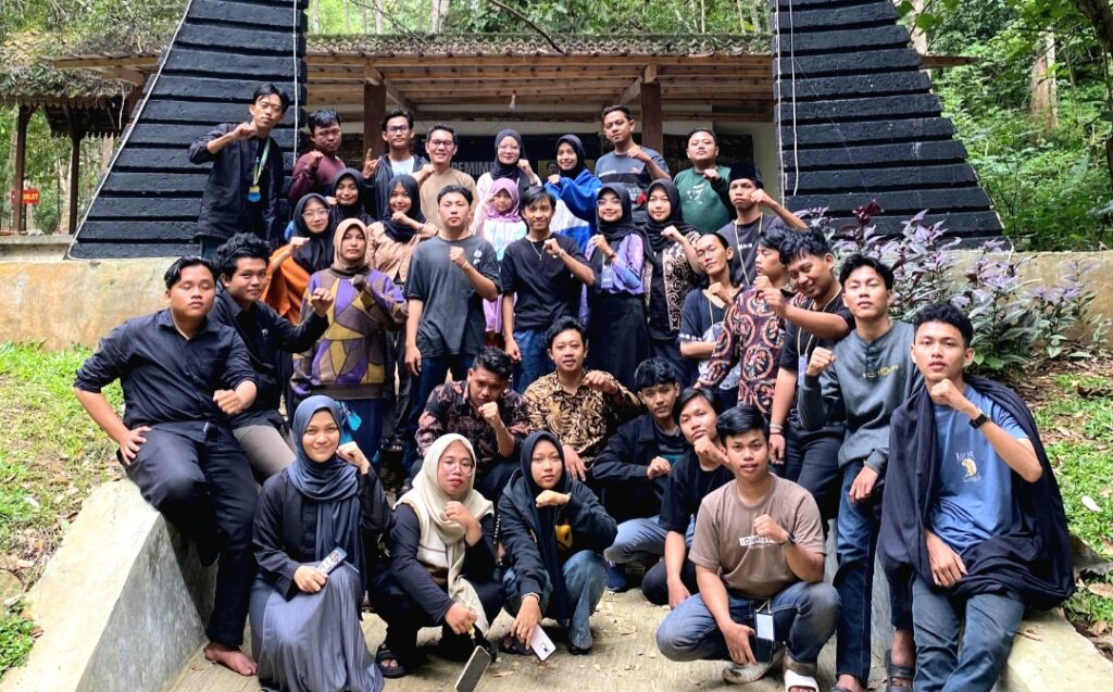 Menapak Jejak Pemimpin Masa Depan di Lembah Durian