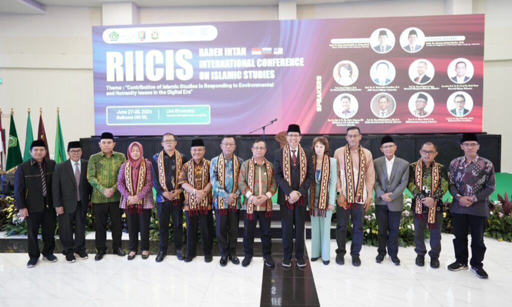 RIICIS 2024 Berlangsung Sukses, Soroti Peran Penting Islamic Studies dalam Isu Era Digital