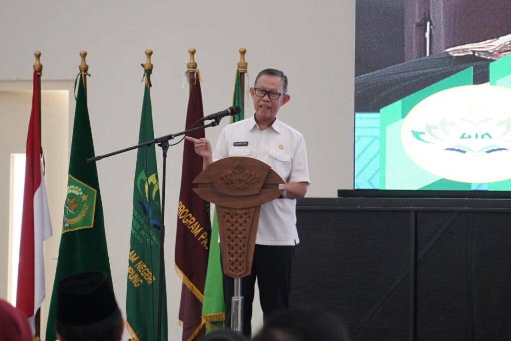 Sekda Lampung Berikan Pembekalan KKN Ke Mahasiswa UIN RIL