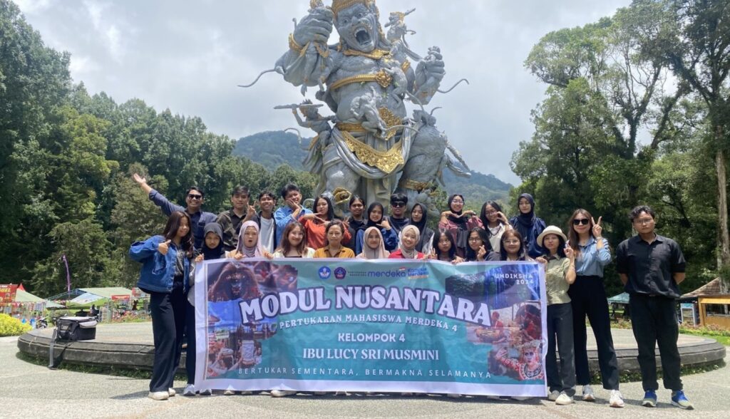 Mahasiswi FKIP Unila Ikuti Program Pertukaran Mahasiswa Merdeka di Undiksha Bali
