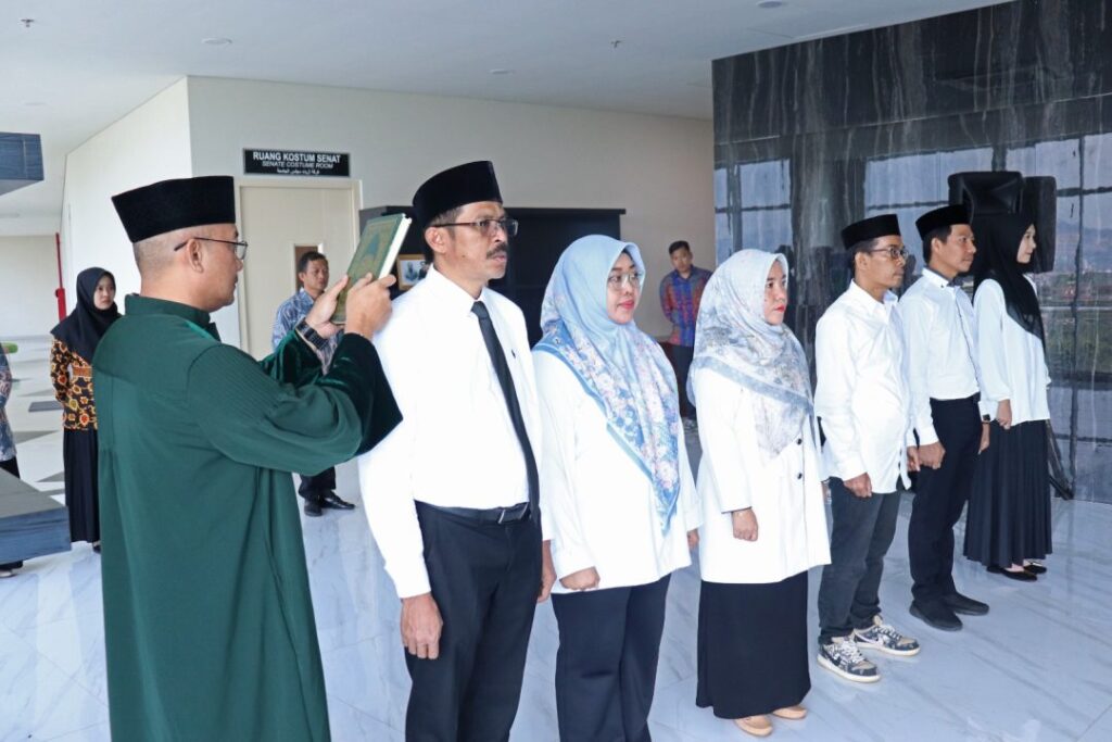 6 Pejabat Baru Dilantik Rektor UIN RIL, Harapan : Kinerja Lebih Baik dan Bertanggung Jawab
