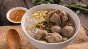 Anda Suka Makan Bakso? Ini Dampak untuk Kesehatan