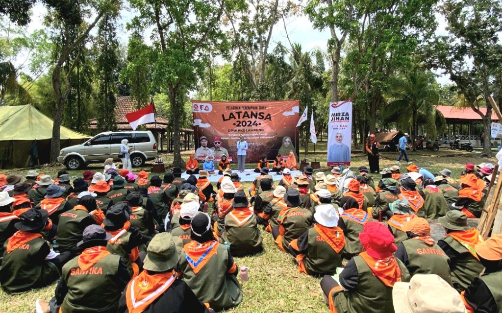 Hadir di Latansa PKS, Jihan Sebut Perempuan Kunci Perubahan di Dunia Politik