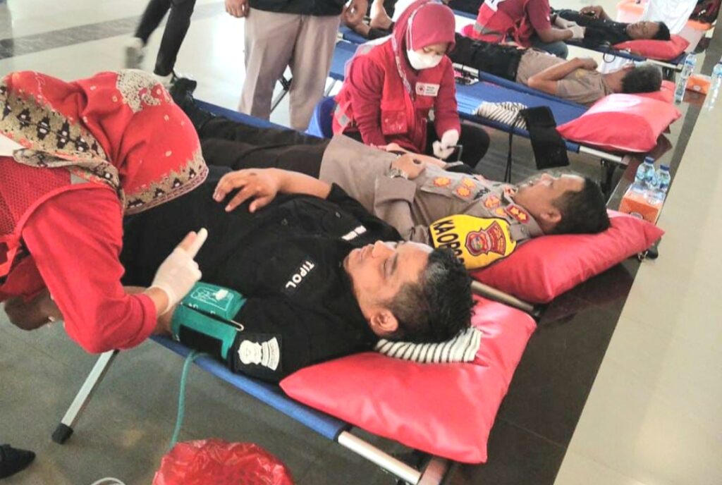 HUT Humas Polri, Polres Lamteng Gelar Donor Darah
