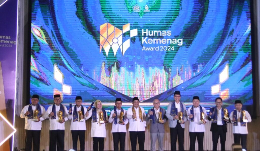 Kanwil Lampung Sabet 2 Penghargaan Humas Kemenag Award 2024