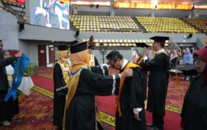 Unila Resmi Kukuhkan 14 Guru Besar
