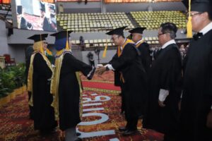 Unila Kukuhkan 9 Guru Besar Baru, Perkuat Posisi di Jajaran Kampus Terbaik Indonesia