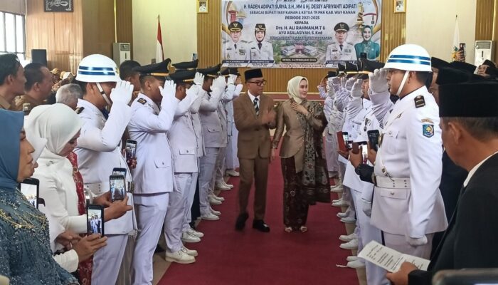 Pisah Sambut Bupati Way Kanan: Raden Adipati Surya kepada Ali Rahman