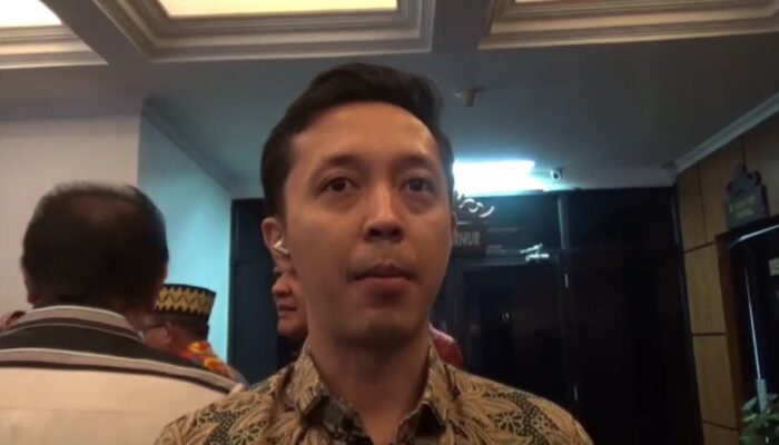 Selain Hadirkan Kadisdik, MK Juga Minta Raport SD-SMA Aries Sandi Ditunjukkan