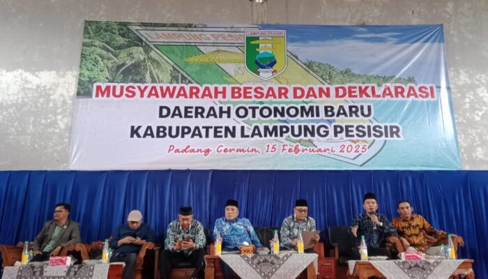 Dinilai Layak Mekar, Kabupaten Lampung Pesisir Dideklarasikan