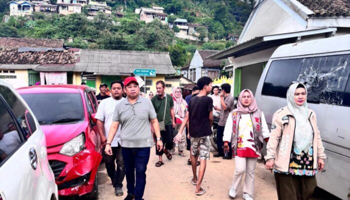 Tinjau Lokasi Terdampak Banjir, Legislator Ini Janji Carikan Solusi