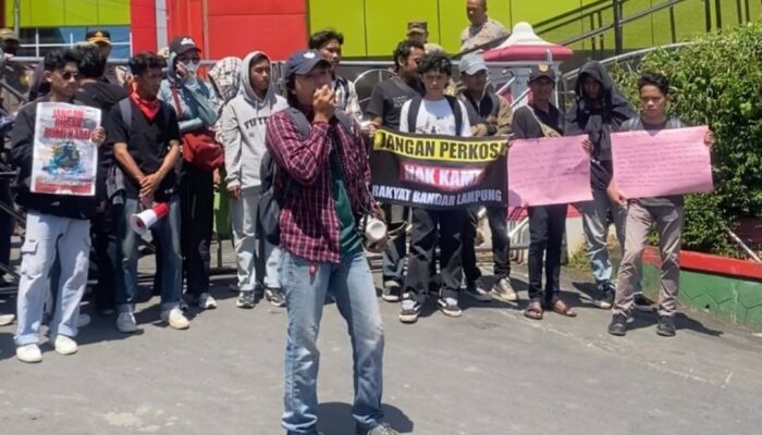 Demo Banjir Hari Keempat, Walikota Balam Masih Enggan Bertemu Warga