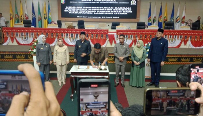 DPRD Lampung Setujui Pemekaran Daerah Persiapan Sungkai Bunga Mayang