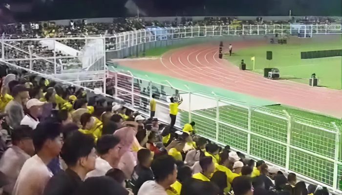 Lounching Bhayangkara FC, Ribuan Suporter Padati Stadion Sumpah Pemuda