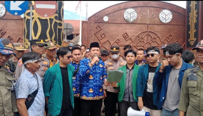 Ribuan Warga Way Terusan Tuntut Status Desa Definitif, Tagih Janji Bupati Lamteng