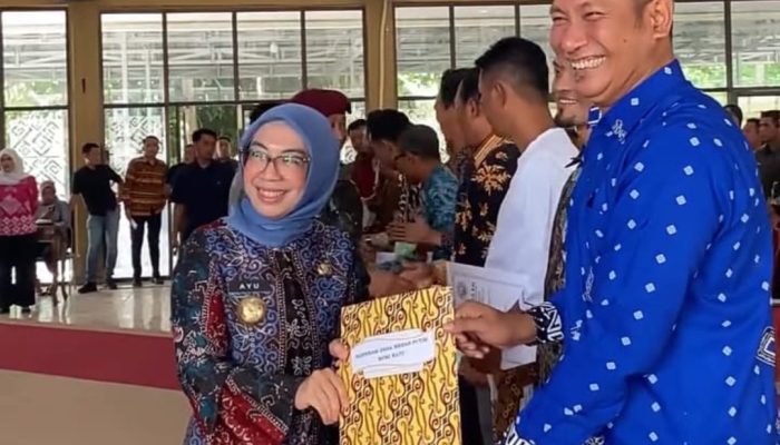 Koperasi Merah Putih Way Kanan Terima Akta Hukum