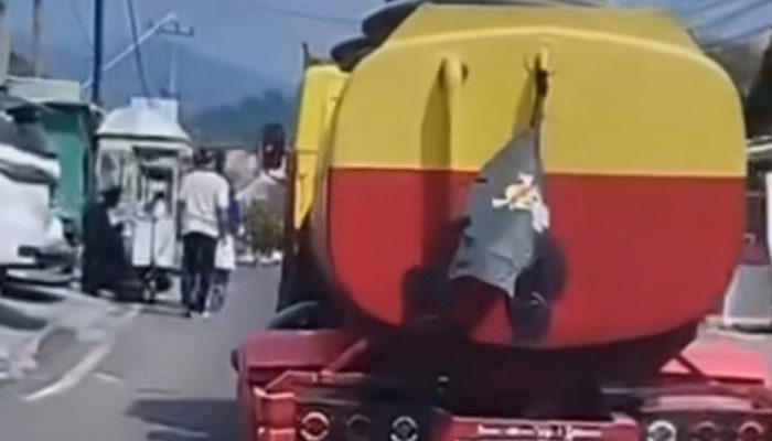 Pemprov Lampung Larang Pengibaran Bendera One Piece