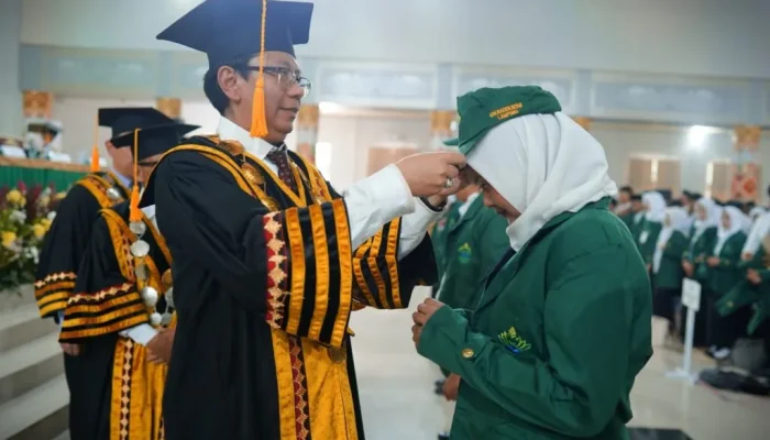 UIN Raden Intan Lampung Kukuhkan 4.174 Mahasiswa Baru Melalui PBAK 2025