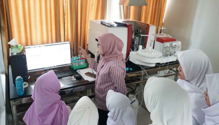 Prodi Kimia UIN Raden Intan Gelar Pelatihan Instrumen AAS untuk Tingkatkan Kompetensi Dosen