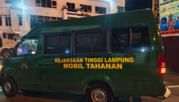 Mobil Tahanan Masuk, Aroma Tersangka SPAM Rp8 Miliar Kian Pekat