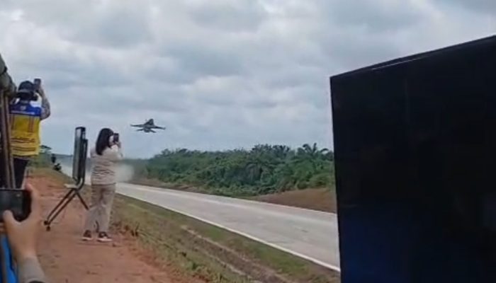 Tol Trans Sumatera Jadi Landasan Tempur TNI AU