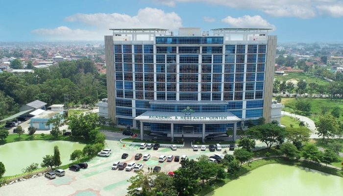 UIN RIL Masuk 100 Besar Perguruan Tinggi Nasional Versi uniRank 2026, Jadi PTKIN Terbaik