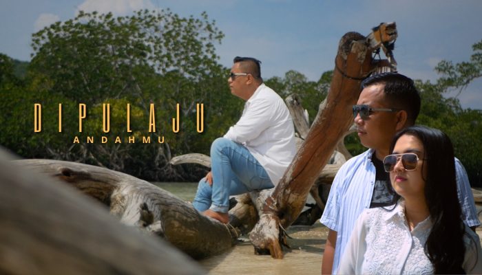 Dipulaju Andahmu: Luka, Nada, dan Perlawanan