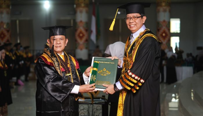 Doktor Firsada Moncer, Disertasinya Terbaik di UIN RIL 2026